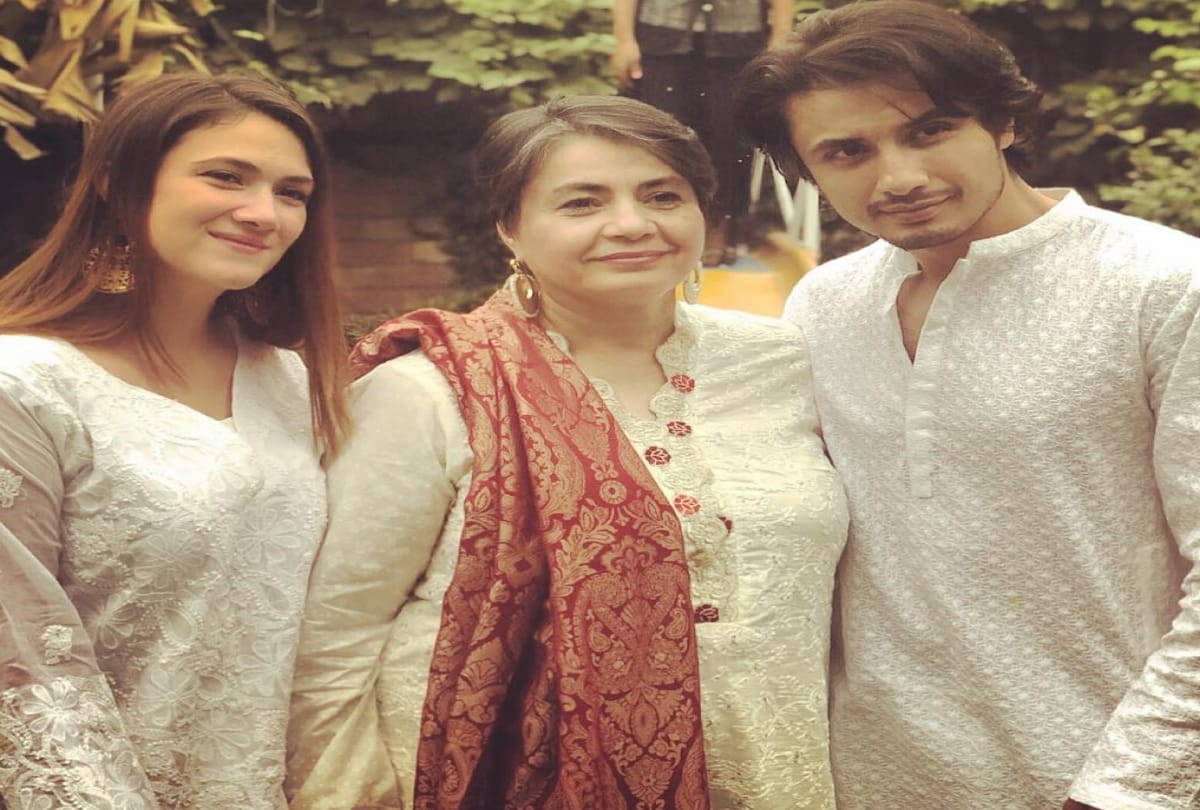 Pakistani Celebrities From Sajal Ali To Mahira Khan Stylish Look on Eid 2018