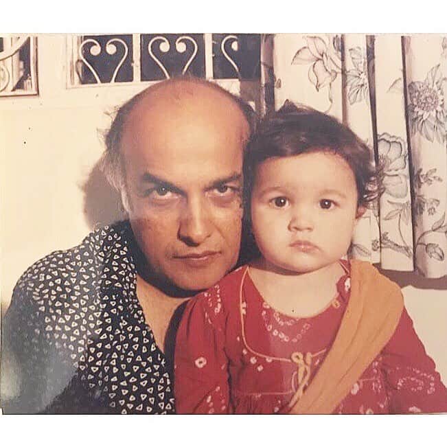 including Sunny Leone these bollywood star celebrate Fathers Day