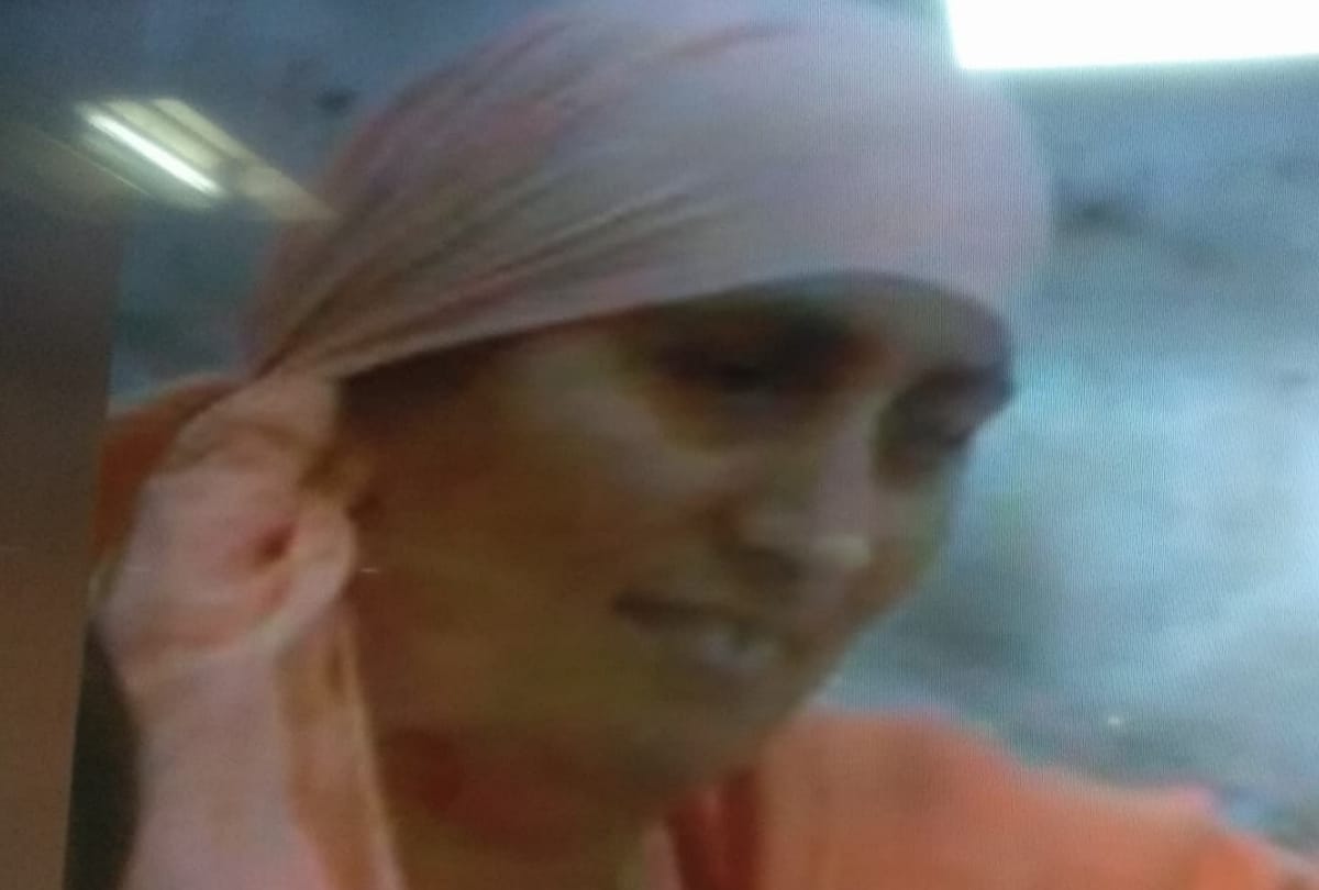 rape accused dati maharaj close aid shraddha pictures revealed this is how she send girls to dati
