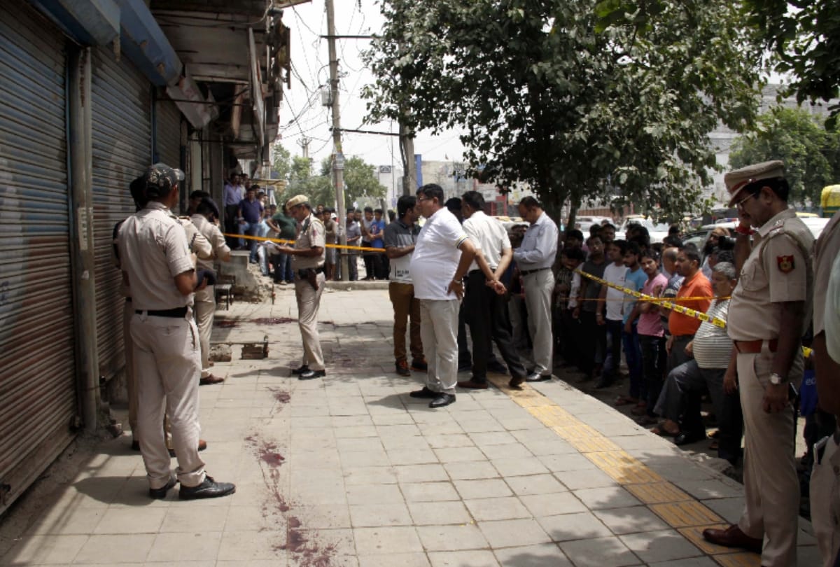 woman killed in tillu and gogi gangwar in delhi
