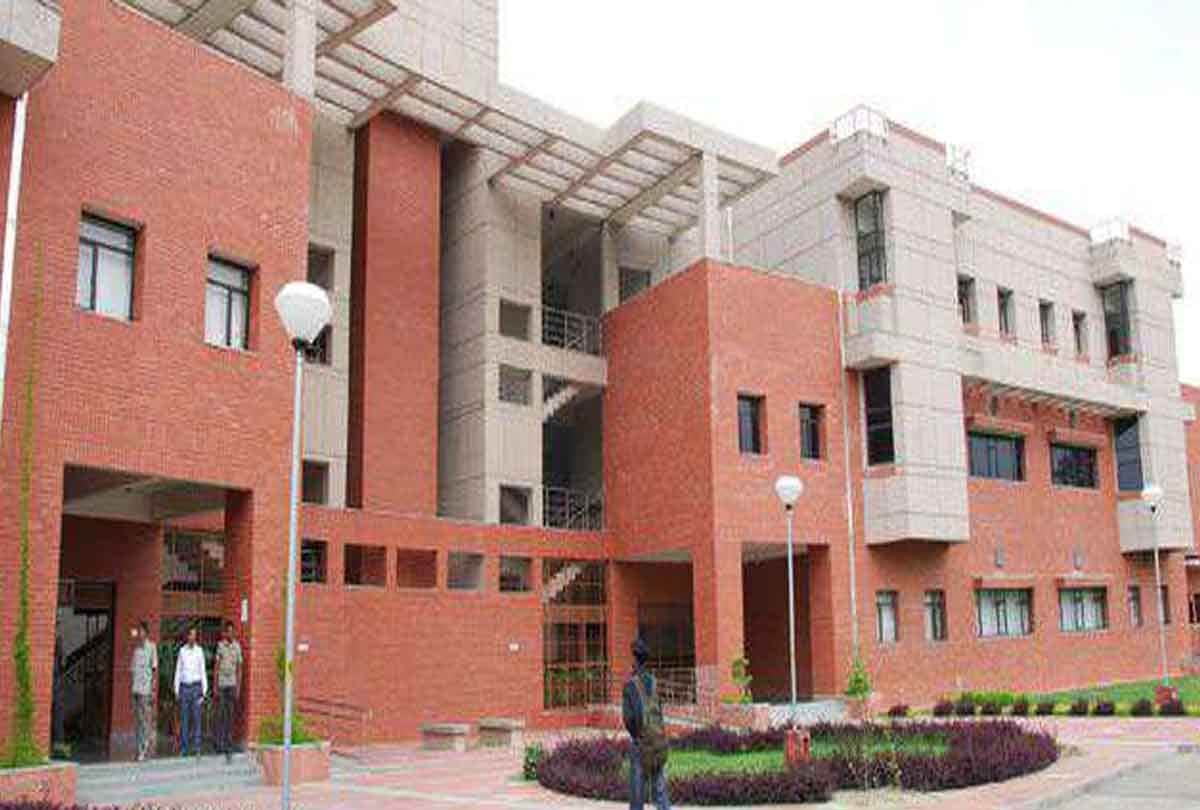 BTech course will change in IIT
