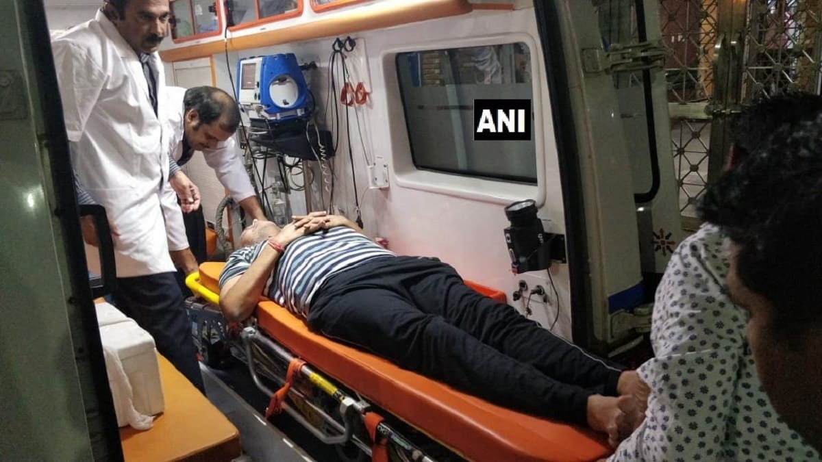 Satyender Jain shifted to hospital due to his deteriorating health