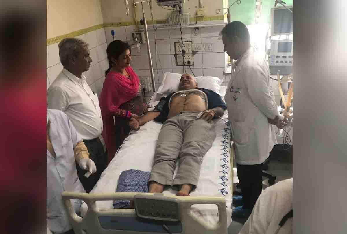 Government in Critical Care Ward: Deputy Chief Minister and Health Minister are admitted to hospital