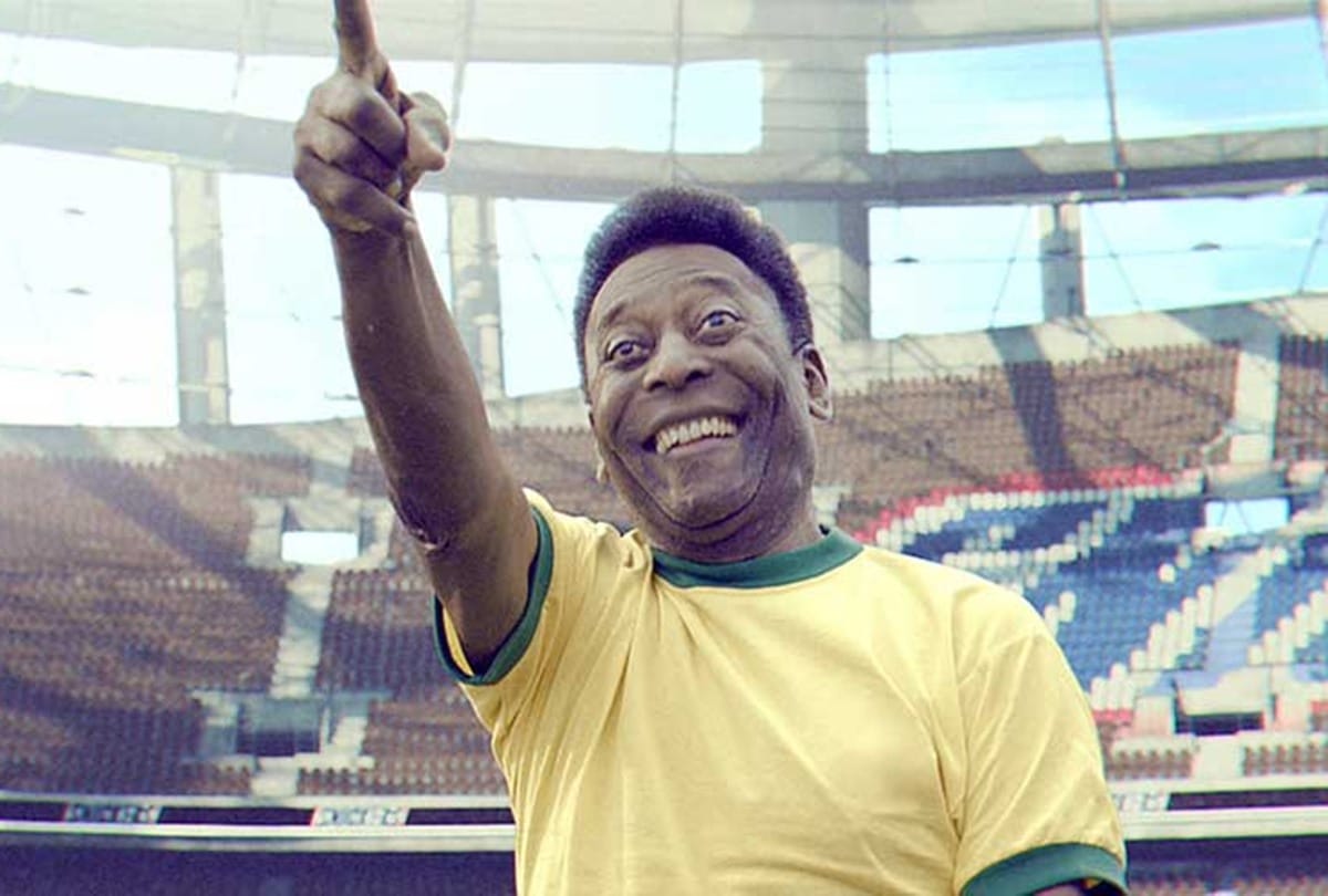Football legend Pele surgery successful stomach tumor removed