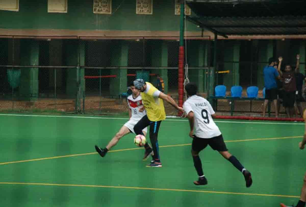 ranbir kapoor and abhishek bachchan teach football to ishaan khattar exclusive photos