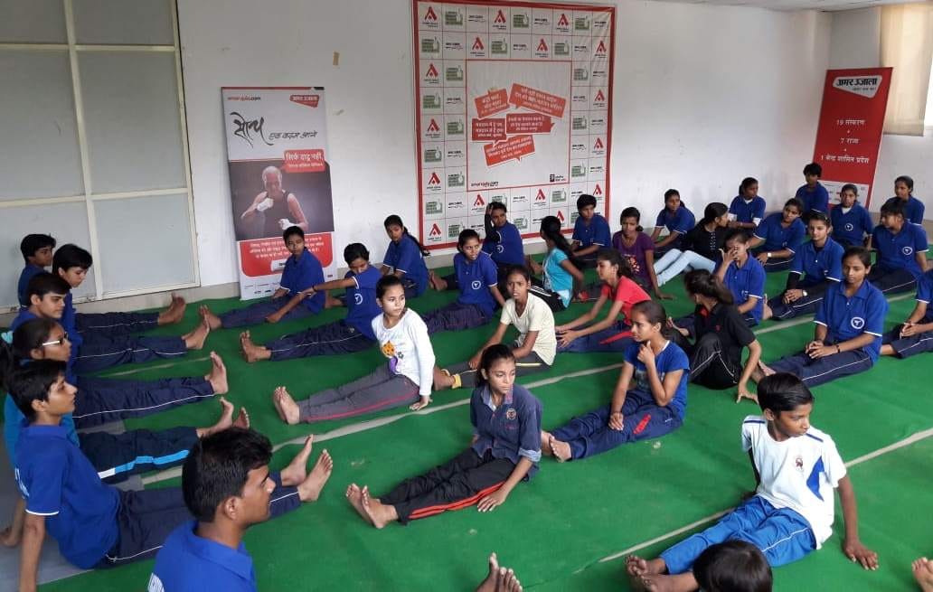 Yoga training camp organised in amar ujala office at varanasi