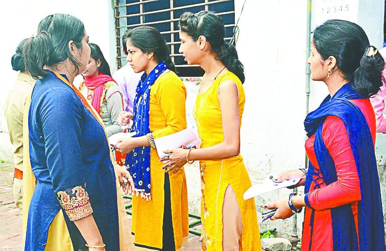 BTech, BSc in line to become soldier