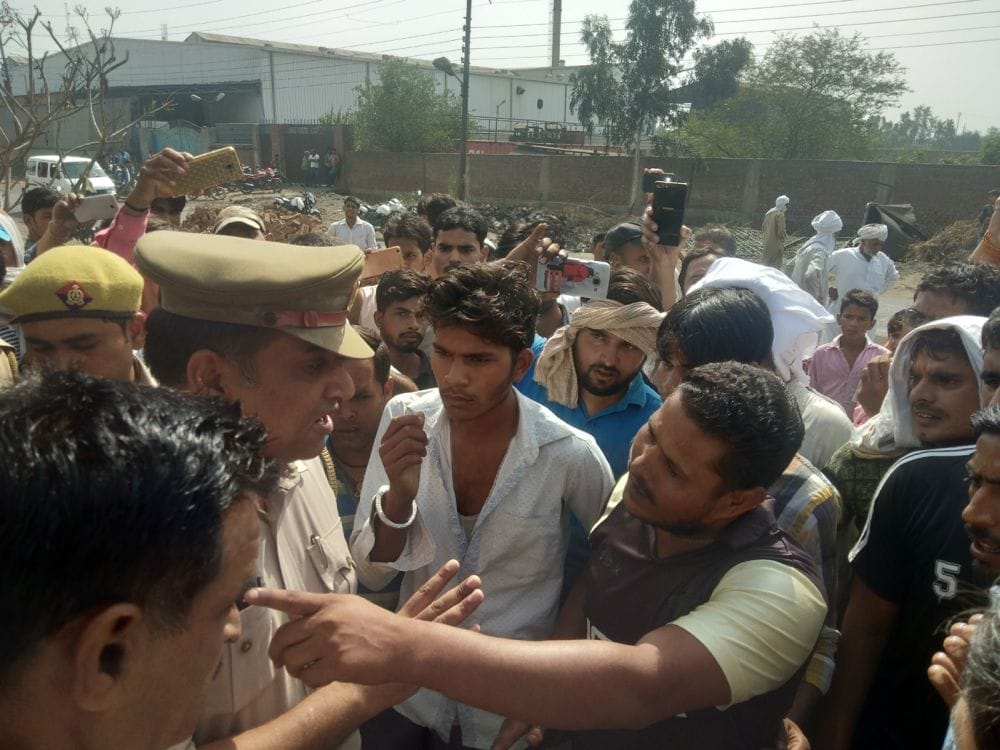 ब्वायलर फटने से मजदूर की मौत, एक घायल, हंगामा
