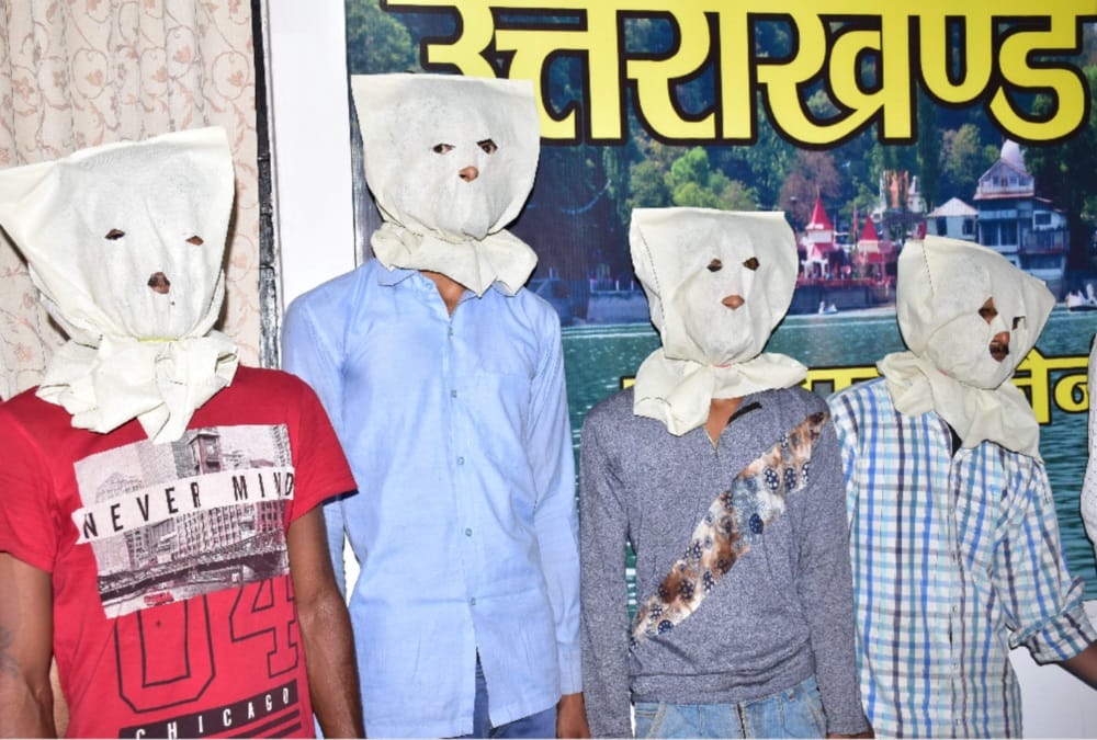 four Chinese Suspected caught in nepal border accused of gold smuggling