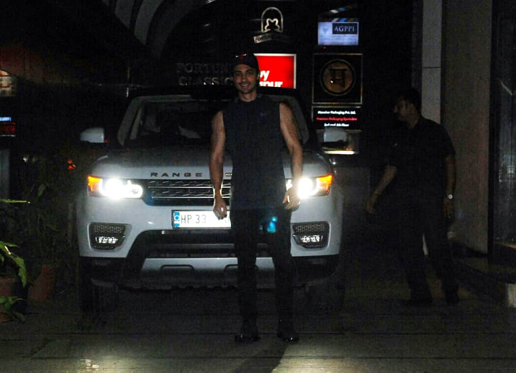 bollywood star are Spotted in mumbai