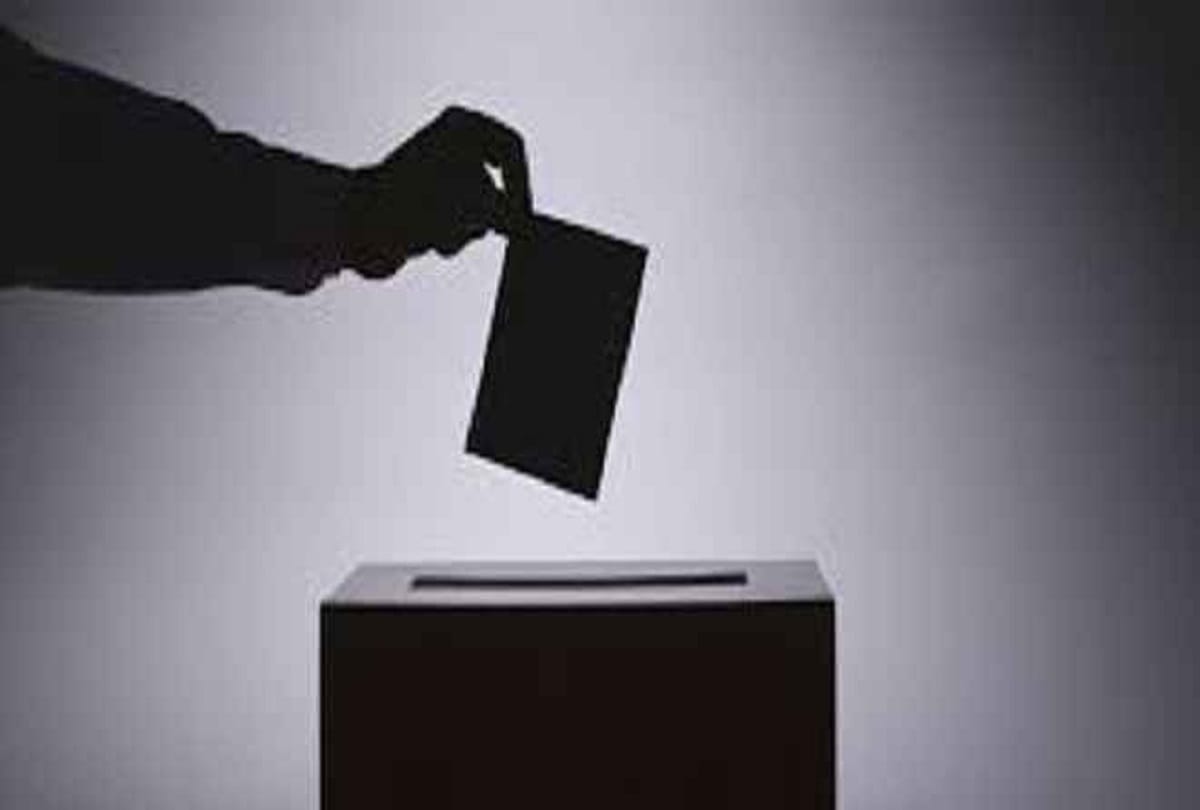A couple holds election to decide name of their new born baby in maharashtra 