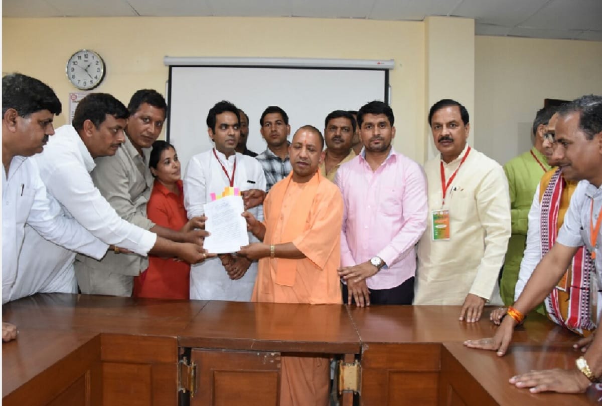 CM Yogi says dumping ground should be 2 km away from residential area