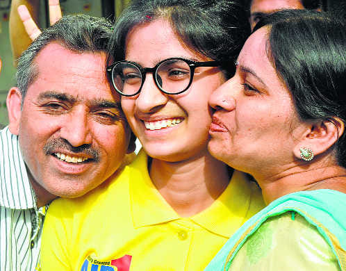 chandigarh, aiims topper eliza bansal interview and success story