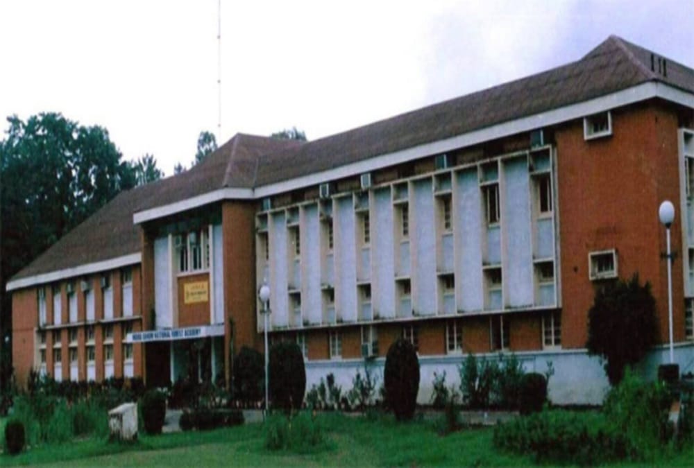 coronavirus in uttarakhand latest news : ban on offline training of trainee IFS officers