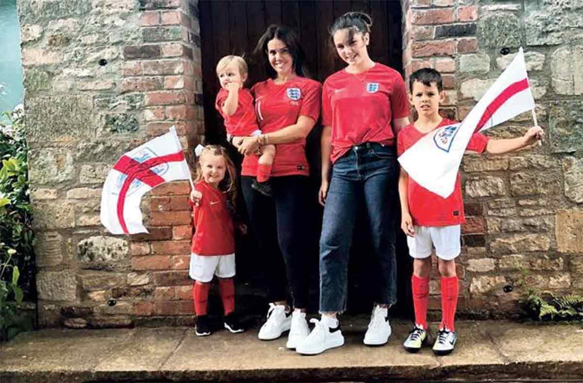 jamie vardys wife will spend 1.35 crore rupees in russia