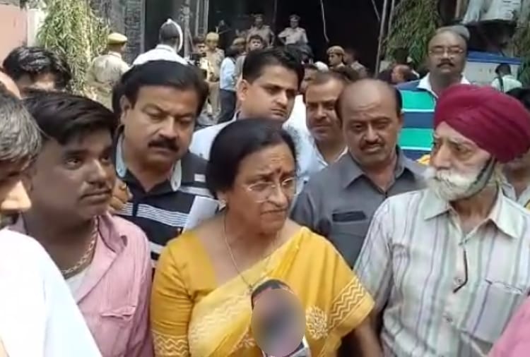 fire in hotels : order of magistrate investigation