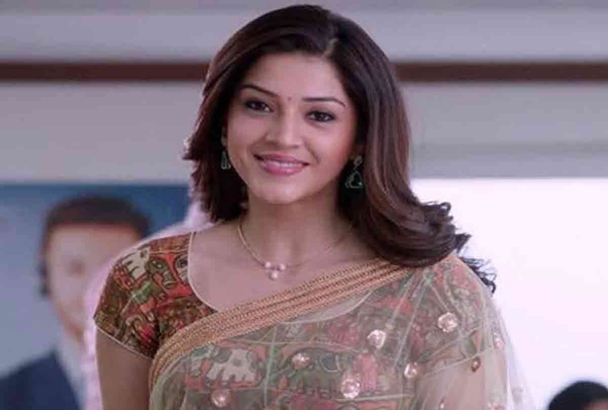 Mehreen Pirzada questioned about sex racket after revealing truth of south film industry