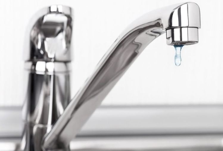 Vastu Tips For Water Leakage And Leaking Taps At Home Amar Ujala