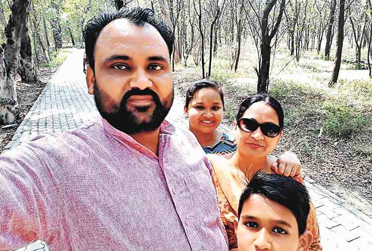 aap circle head baljinder singh commits suicide in solan hotel