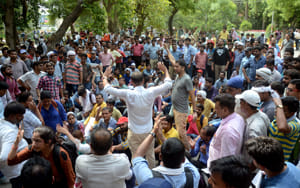 PCS main exam Hindi, essay paper canceled