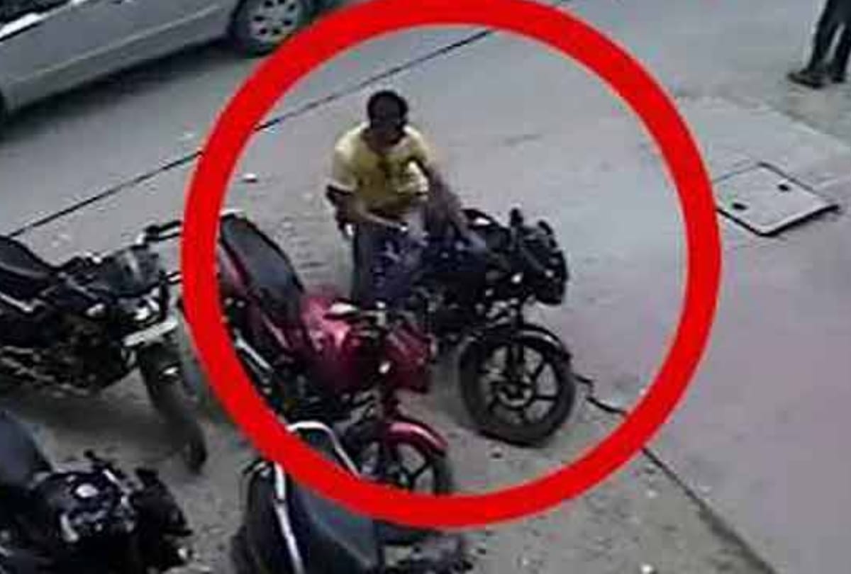 police caught thief who theft bike then go to hill station with family in delhi 