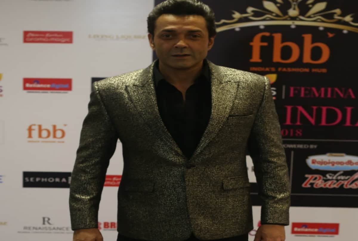 Birthday Special not Barsaat dharam veer was first film of Bobby Deol
