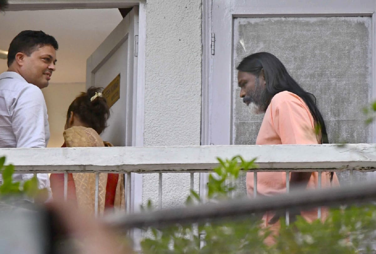 delhi police Chargesheet filed against Daati Maharaj