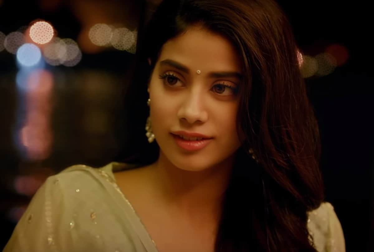 is dhadak gives wrong message to lovers why should you watch the film here are the reasons