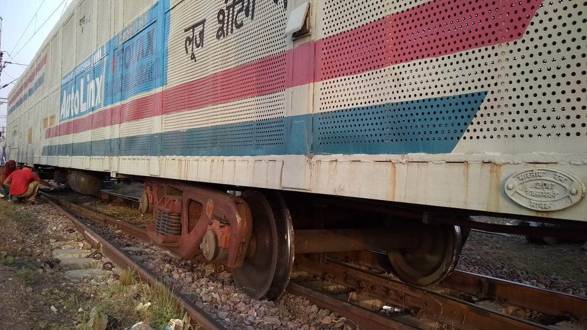 Indian Railway Project for Traders Goods Transport Via Goods Train