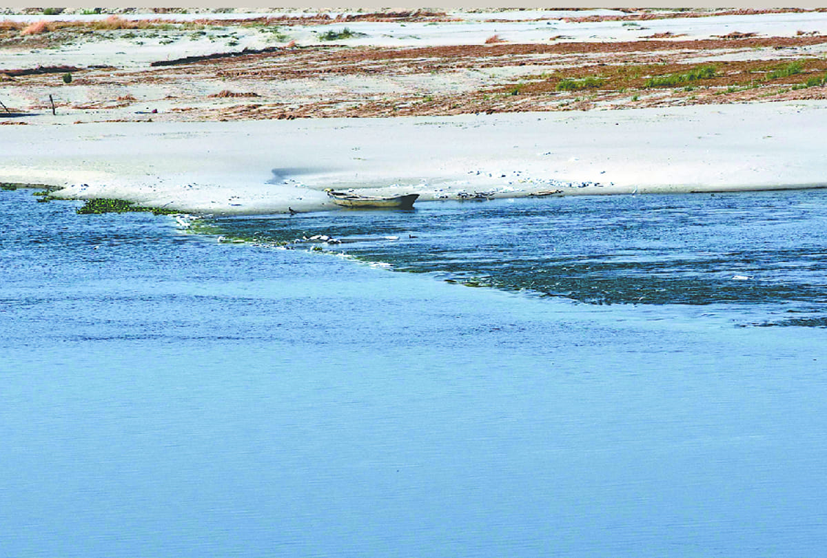 Ganga water level up two feet 
