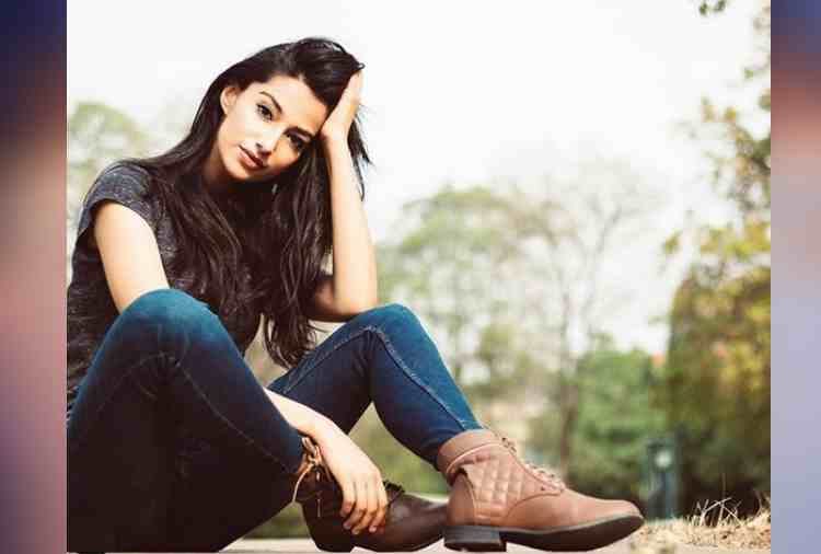chandigarh, miss india 2018 first runner up meenakshi chaudhary