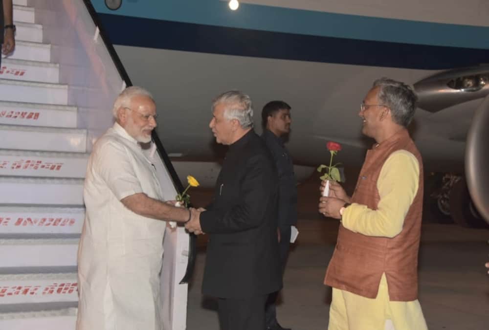 pm modi and uttarakhand cm chemistry is in discussion now
