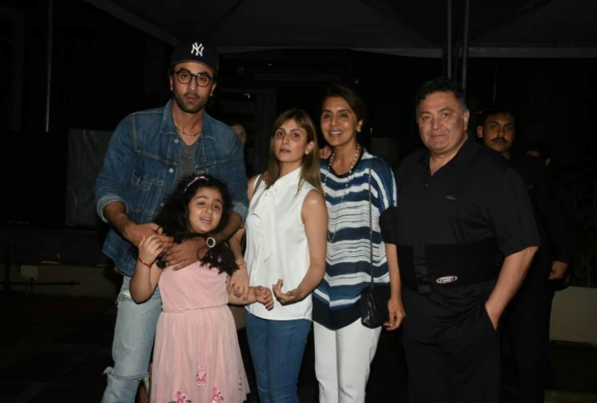 Ranbir Kapoor To Celebrate Mother Neetu Kapoor 60th Birthday With Family In Paris