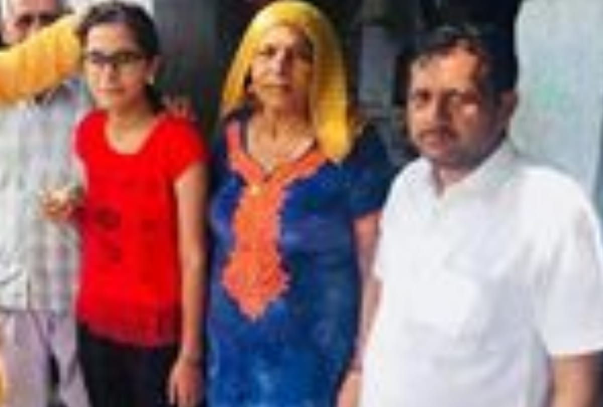 tea seller daughter sudiksha bhati got scholarship for abroad studies