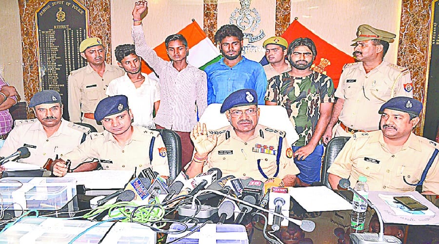 Wife murdered husband in illegal relations at meerut