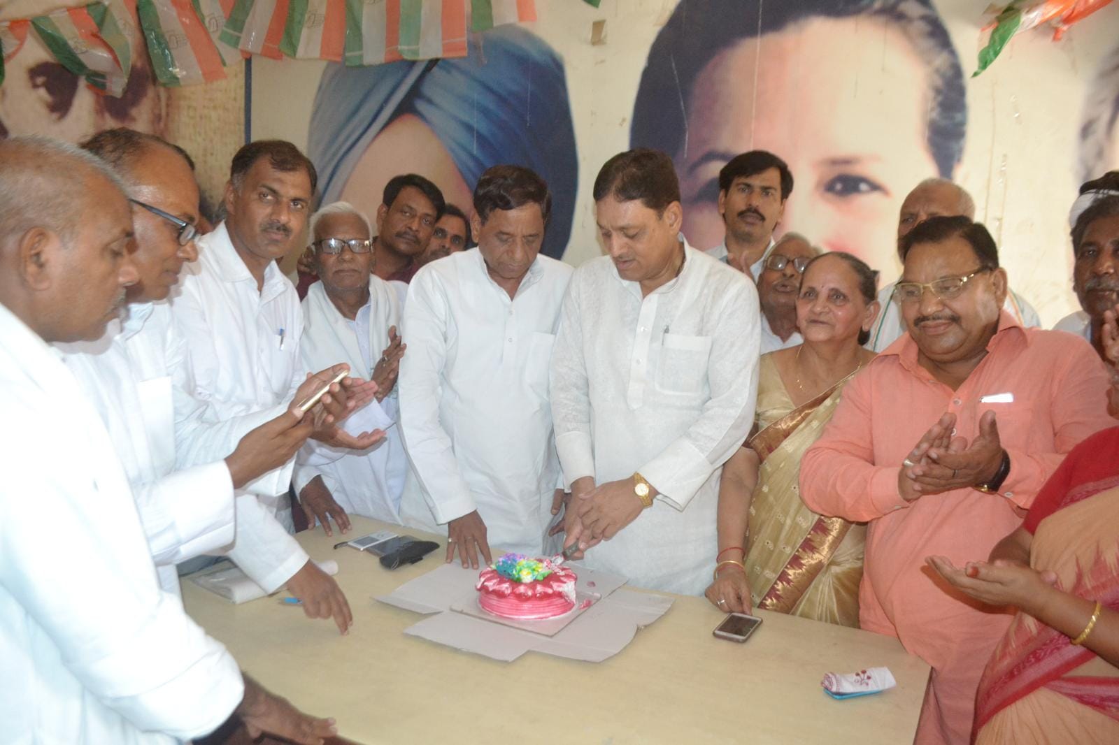 Rahul gandhi birthday celebration in purvanchal