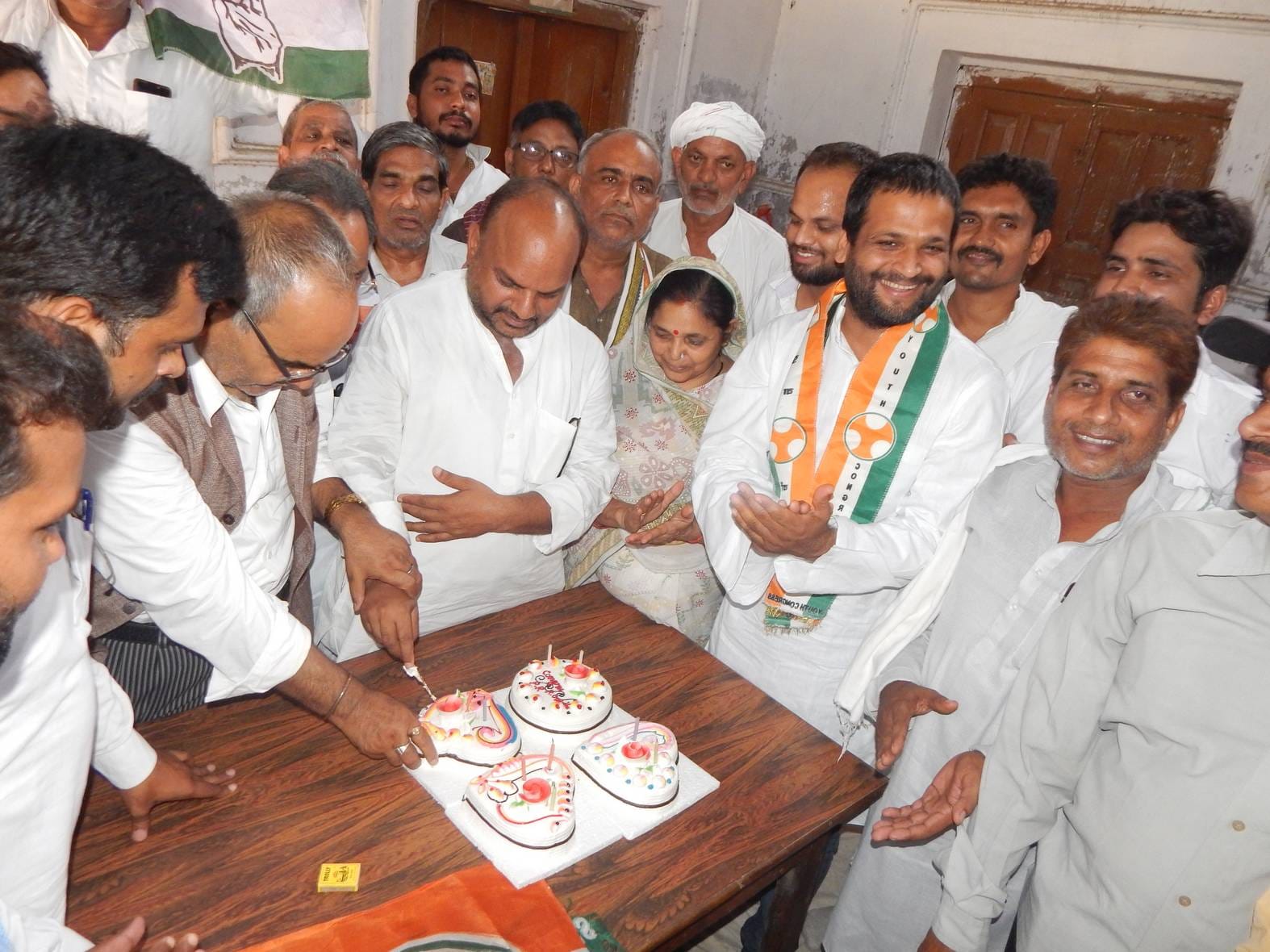 Rahul gandhi birthday celebration in purvanchal