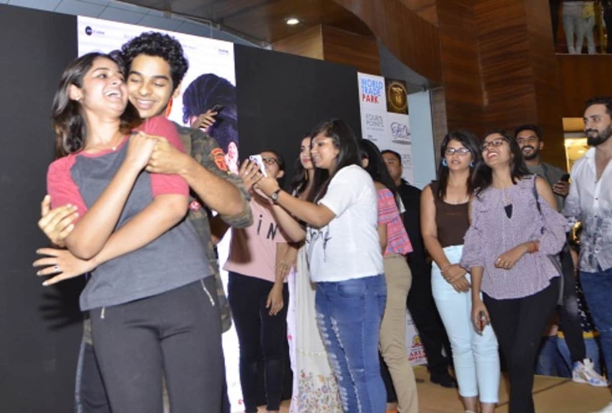 janhvi kapoor and ishaan khattar dhadak promotion at jaipur