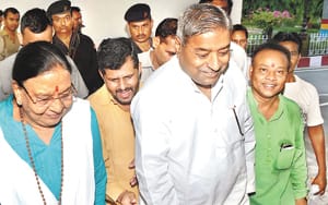 Mehbooba's strong supporters of Mufti terrorists: Katiyar