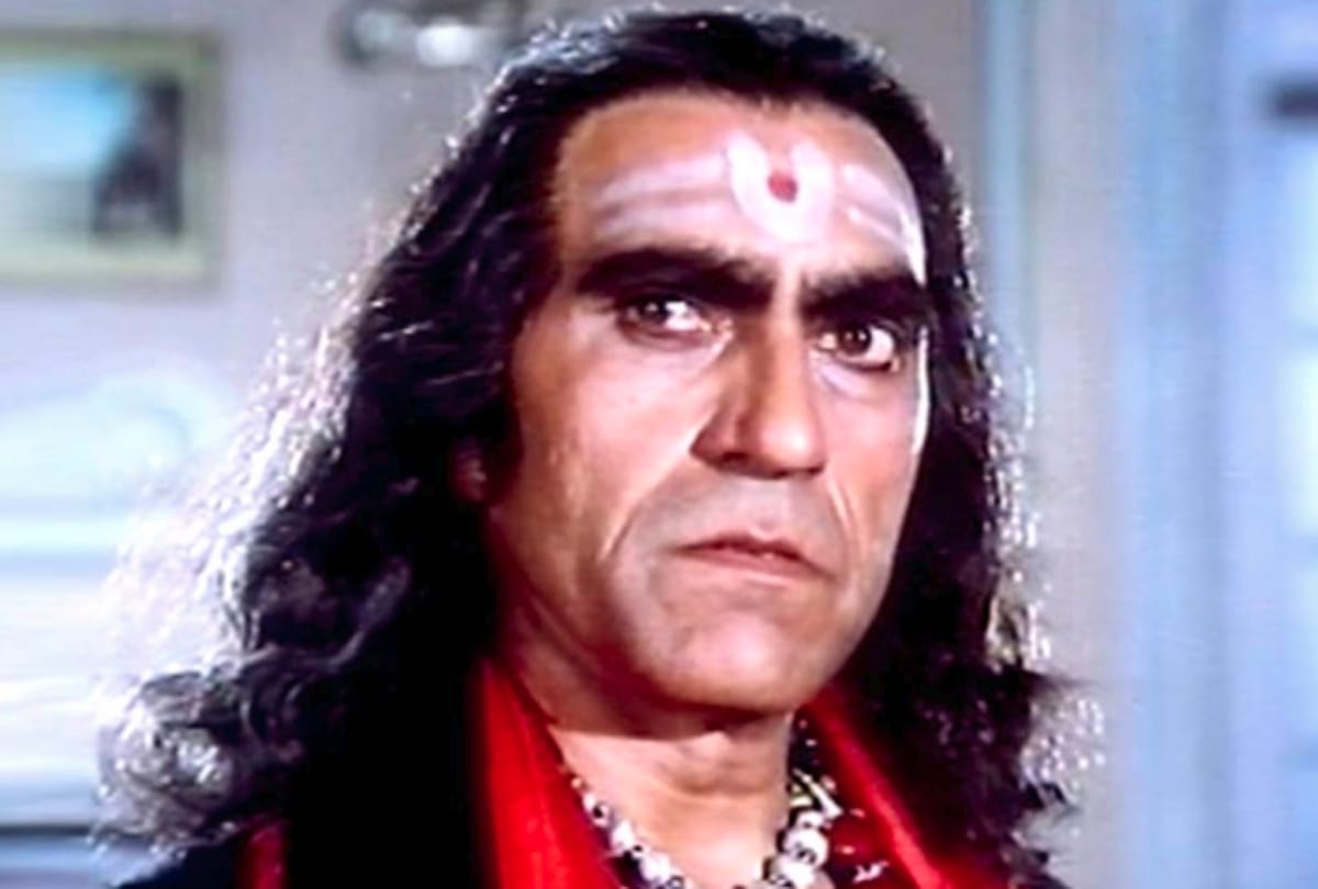 7 bollywood comedian stars who are seen in every film they did here you know the list