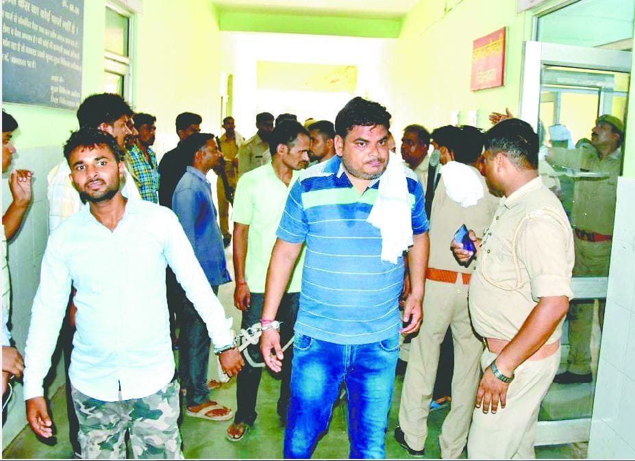 16 Arrested for fake teacher recruitment in mathura