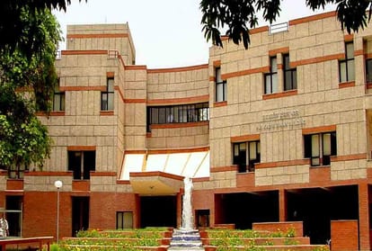 Kanpur IIT scientists engaged  preparations for higher production of electricity by consuming coal
