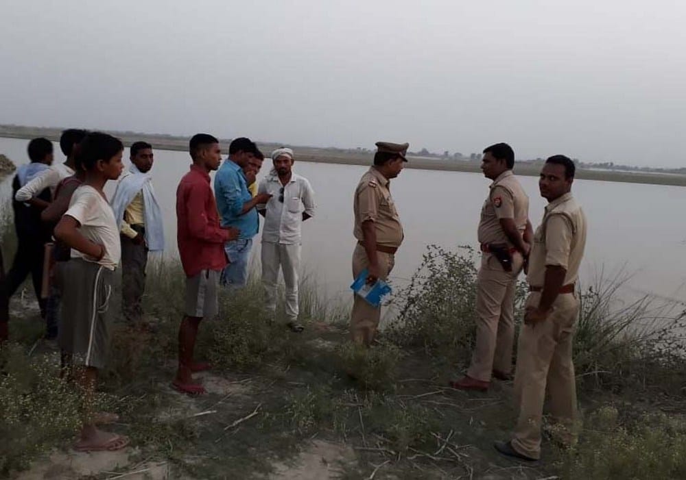 2 youth sank, 1 found unconcious