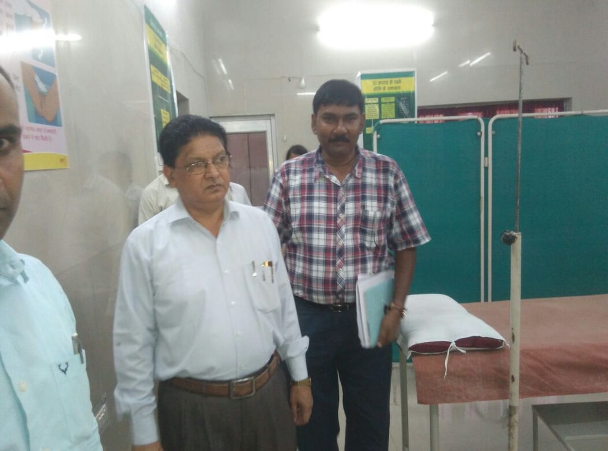 मरीजों से  सुविधाओं की जानकारी ली 