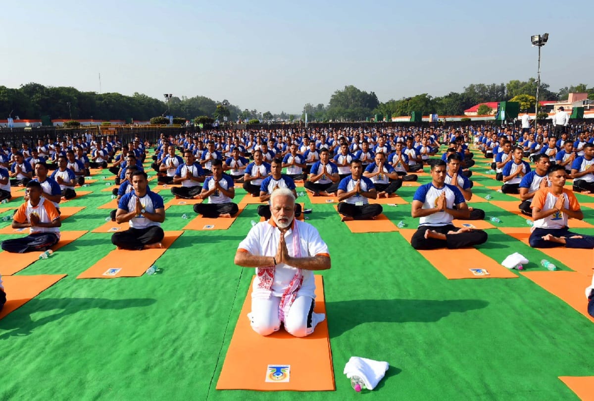 pm modi international yoga day 2018 program live