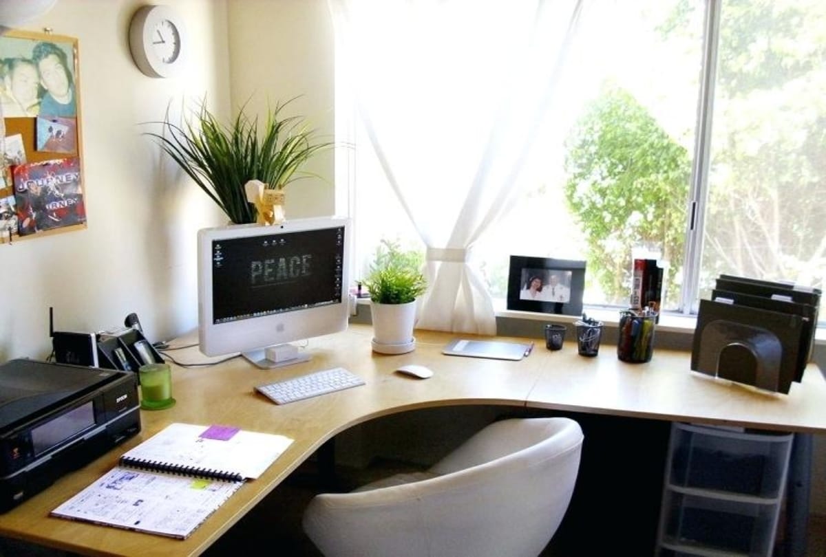 FengShui Tips make your work environment more attractive and productive in hindi
