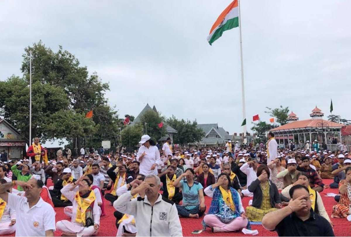 International Yoga Day at shimla ridge maidan cm jairam thakur governor acharya dev vrat