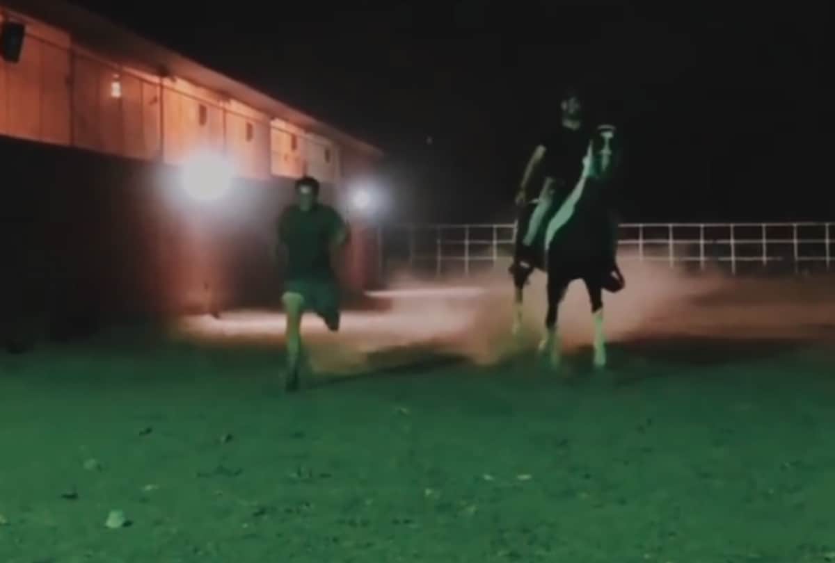 Salman Khan race video viral with horse know who won the interesting fight 