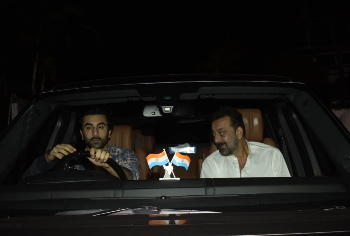 Sanjay Dutt on Rajkumar Hirani Sanju I dont think anybody will spent crore rupees to change image 
