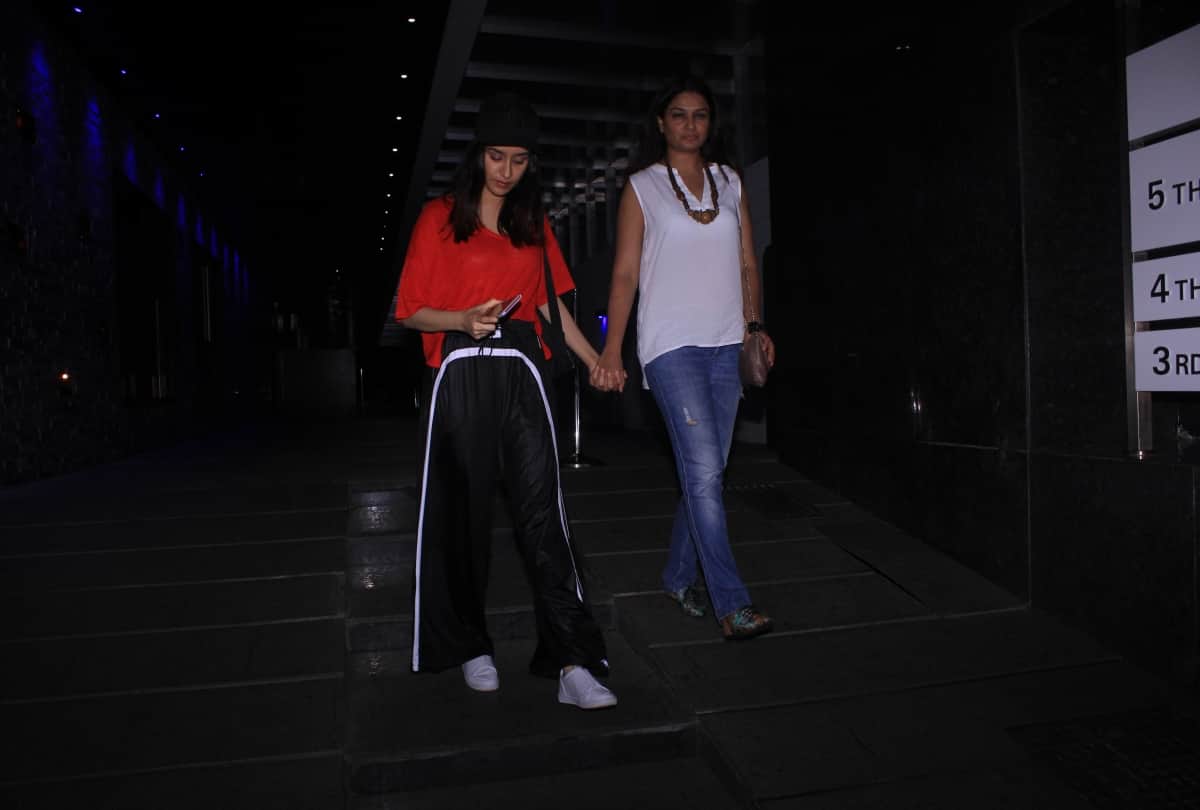 Sanjay Dutt complete his shooting and Disha Patani enjoyed party all star Spotted in mumbai